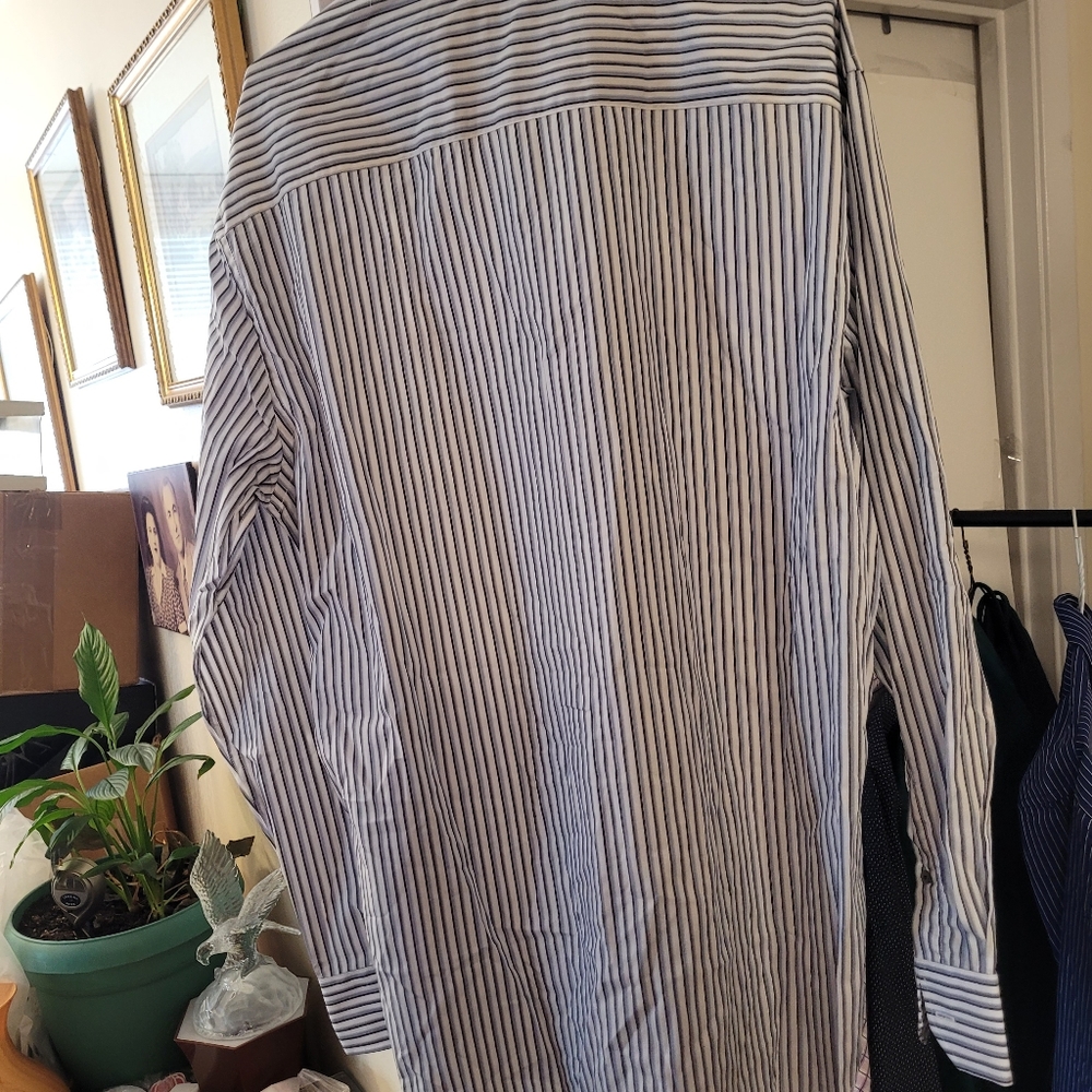 Man's Shirt - Picture 3 of 5